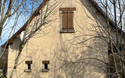 Nouveau chantier d'Ecothermic Aurillac dans le Cantal terminé à CHAMEYRAT (19330) pose de panneaux d'isolation par l'extérieur Uniso.