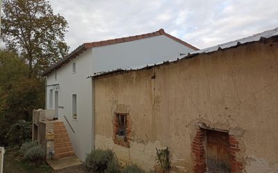 M. et Mme B. (63160 BILLOM) ont choisi le système d'isolation par l'extérieur UNISO posé par Ecothermic.