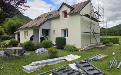 Isolation thermique par l'extérieur réalisée à Vic-sur-Cère dans le Cantal par l'entreprise aurillacoise Ecothermic