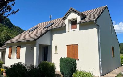 Isolation thermique par l'extérieur réalisée à Vic-sur-Cère dans le Cantal par l'entreprise aurillacoise Ecothermic