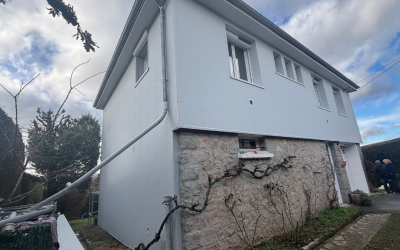 1er chantier d'isolation par l'extérieur de l'année 2026 pour l'équipe d'Ecothermic réalisé à Labrousse dans le Cantal.
