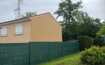 Système d'isolation par l'extérieur Ecothermic : Façade imitation crépi en terre brune à Aurillac